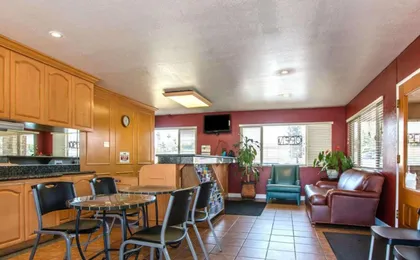 Rodeway Inn Fallbrook Downtown