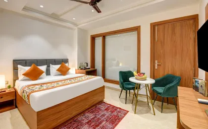 Qotel Hotel Ashok Vihar