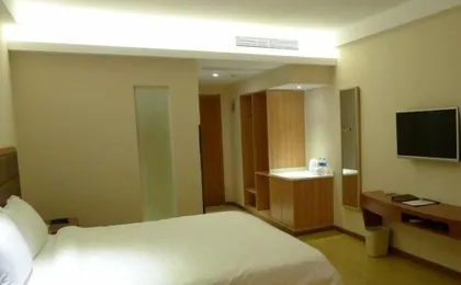 Greentree Inn Shanghai Caohejing Development Zone Songjiang Park Jiuxin Road Business Hotel