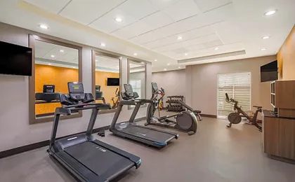 Hawthorn Extended Stay by Wyndham Sulphur Lake Charles
