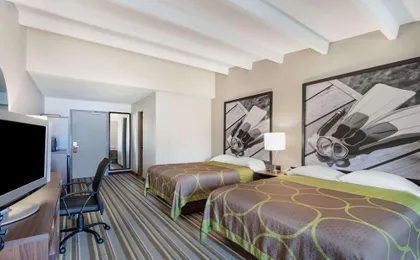 Super 8 by Wyndham Melbourne