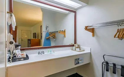 Quality Inn Fresno Near University
