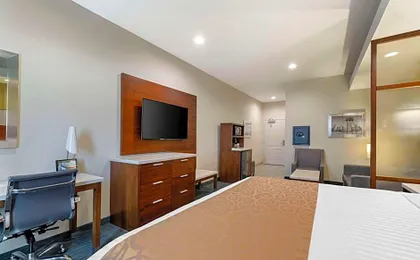 Best Western Plus Gardena Inn & Suites