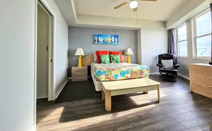 Breathtaking 5th Floor Ocean Views. Corner Unit Wraparound Balcony! 3 Pools