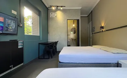 Suite 13 - Hospedagem Guaruja