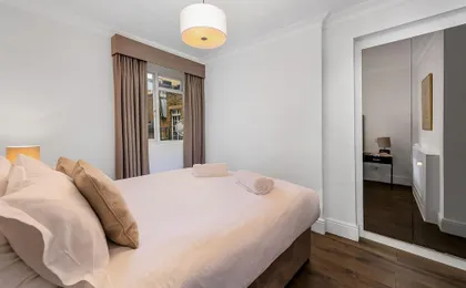 10 Curzon Street by Mansley Apartements