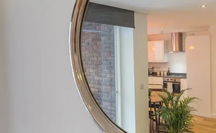 Super Central 2 Bedroom Flat With Balcony Zone 1!