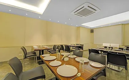 Super Townhouse Oak Kodambakkam Formerly Cine City