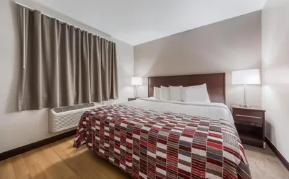 Red Roof Inn Suites Council Bluffs
