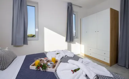 Deluxe City Hotel
