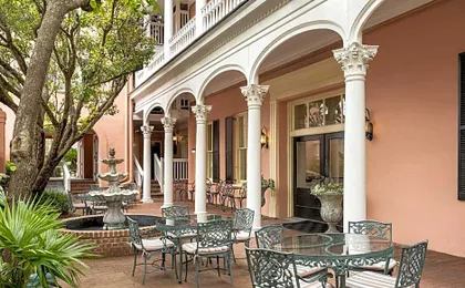 Meeting Street Inn