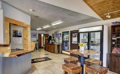 Super 8 by Wyndham Gardiner/Yellowstone Park Area