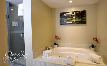 Orchid Key Inn-Adult Only