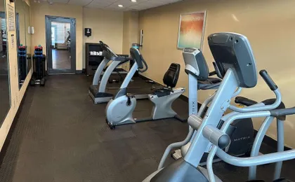 Best Western Plus Harrisburg East Inn & Suites