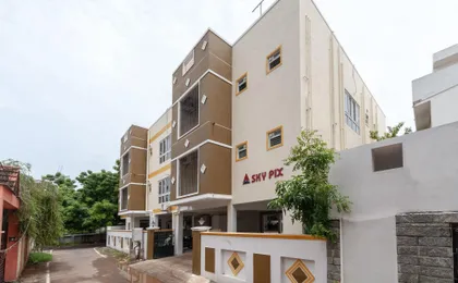 Oyo 15148 Sky Pix
