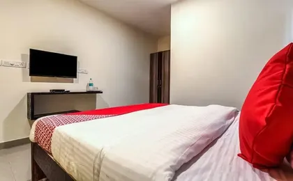 Super Hotel O Saharsh Grand
