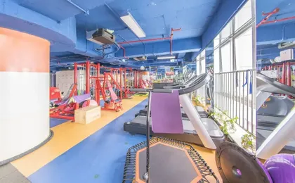 YOYO International Apartment