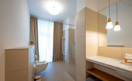 Pure Berlin Apartments - for up to 5 guests near Uber Arena, central, stylish