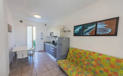 Homely Flat With Private Garden and Common Pool