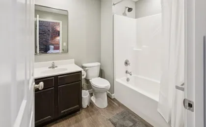 Rustic-industrial Loft With Courthouse Views 3 Bedroom Apts