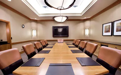 Hilton Suites Chicago/Oak Brook