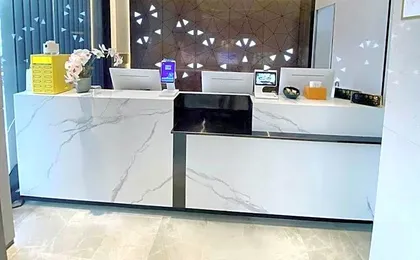 Jinglai Selected Hotel - Shanghai North Xizang Road Metro Station Branch
