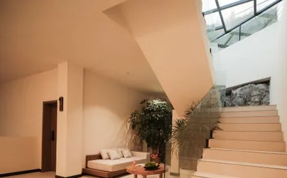 Yujianhai · Oceanfront First-Row Seaview Smart Vacation Boutique Inn (Shuanglang Erhai Branch)
