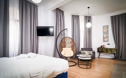 The Maroon Bottle Hotel