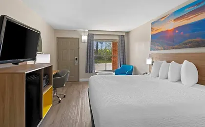 Days Inn by Wyndham Petersburg/South Fort Lee