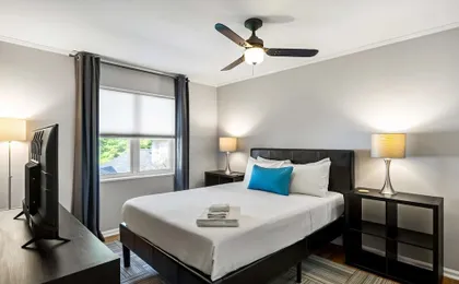 Brookwood Courtyard by BCA Furnished Apartments Bcc2b 09 I