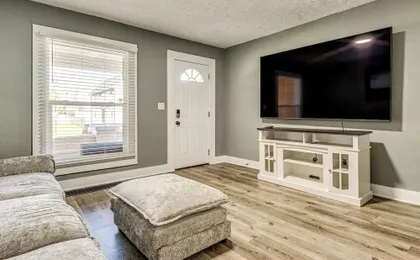 Explore Downtown & Mass Ave! 3BR Indy Townhome