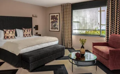 Rayz Private Suites