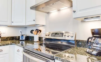 412a The Inlet House Spacious 4 BR Townhouse Walking Distance to the Beach