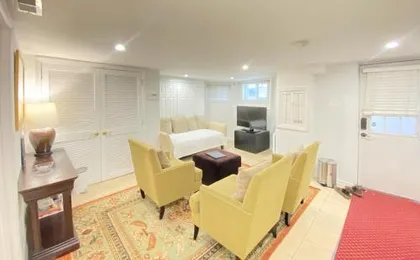 Renovated English Basement 2bdrm Home near METRO