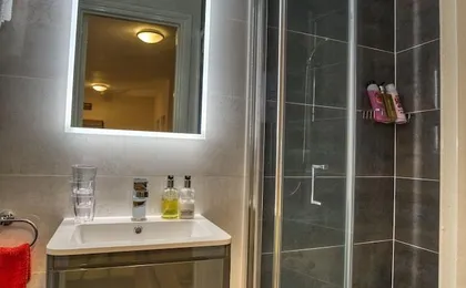 Pitfaranne Guest House