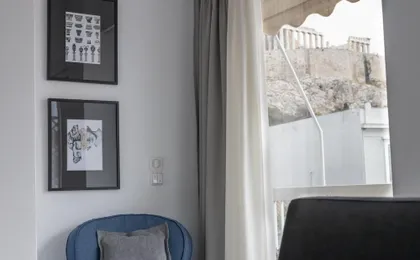 Deco Marble Apt with Acropolis View