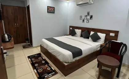 Hotel RK palace near airport