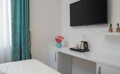 Luxury Studios & Rooms Seven