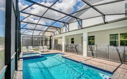 2706ow · Brand New Storey Lake 10 Bedroom Villa With Pool &