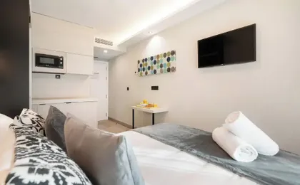 Dobo Madrid SB20