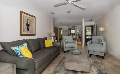 Lovely 2 Bedroom 2 Bath Condo Located In Sea Woods. Sc217