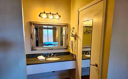 Castaic Inn Six Flags Valencia