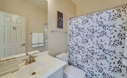 Pool & Great Location! Smart Home in Chandler