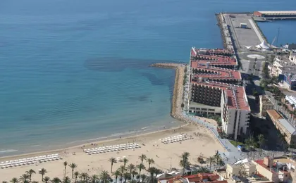 San Francisco 10 Boutique Apartments - Centro Alicante, a Pasos de Playa Postiguet