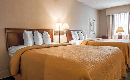 Quality Inn Pittsburgh Airport