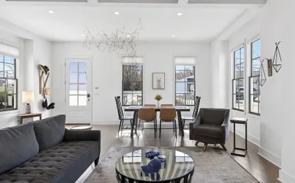 Fowlkes Street by AvantStay Minutes from Historic Main Street Short Drive to Downtown Nashville