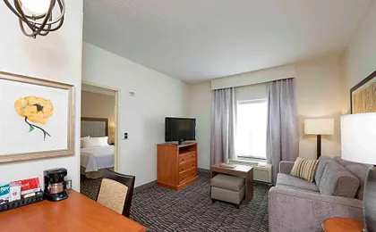 Homewood Suites By Hilton Indianapolis-Airport/Plainfield