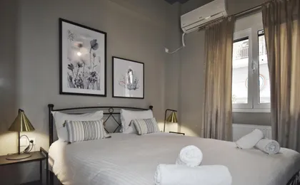 Petite Apartment