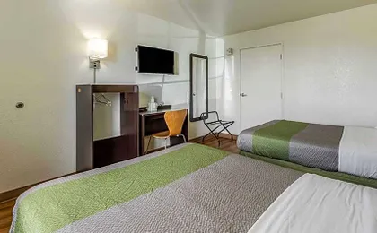 Motel 6-El Paso, TX - East