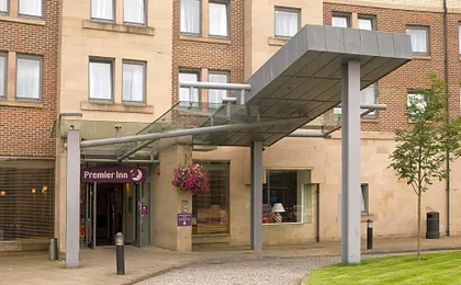 Premier Inn Glasgow Cc South